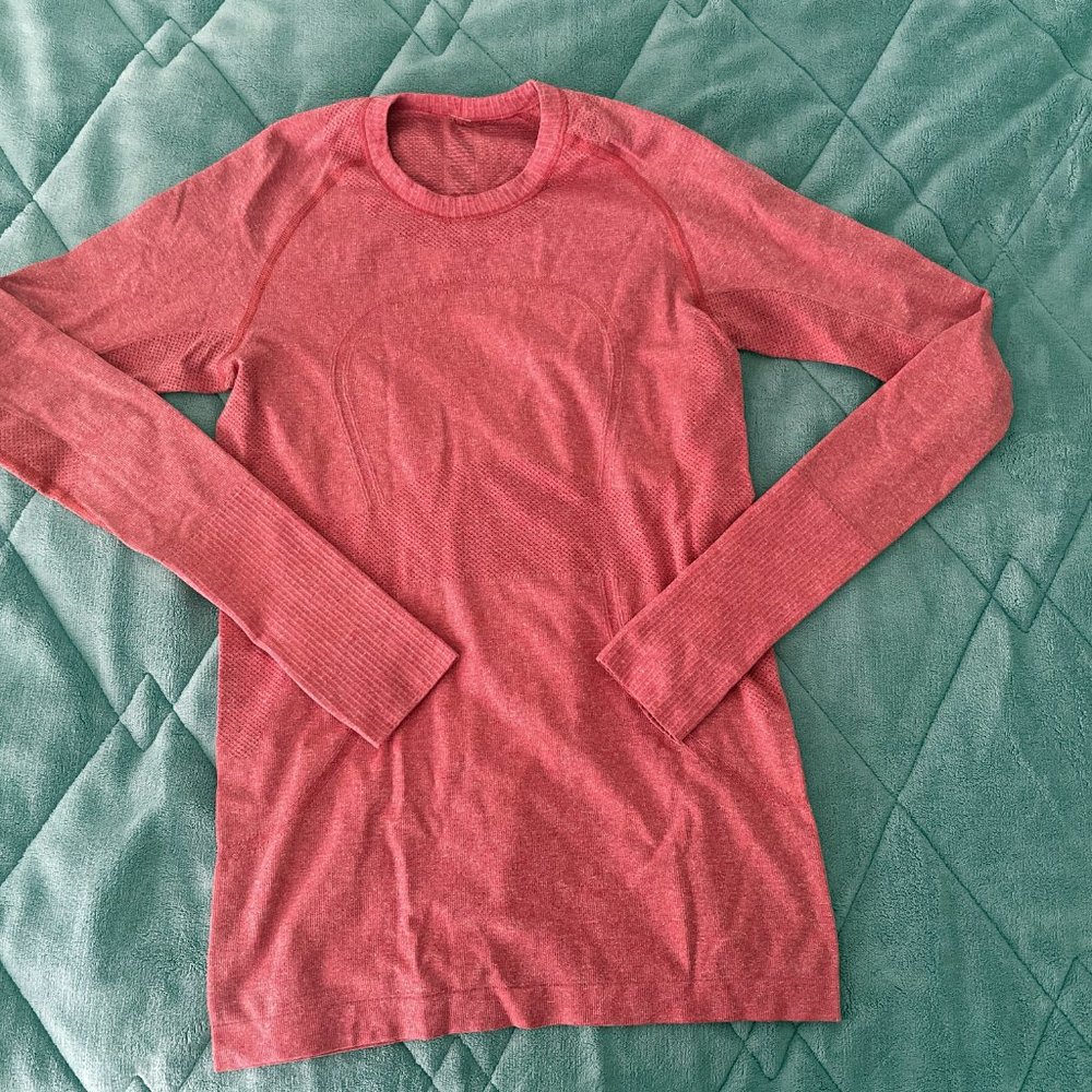 Lululemon Run: Swiftly Tech Long Sleeve - Size 6